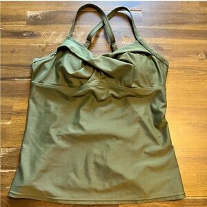 Athleta Green Tankini Swimsuit Swim Tank Top Green 38B 38C